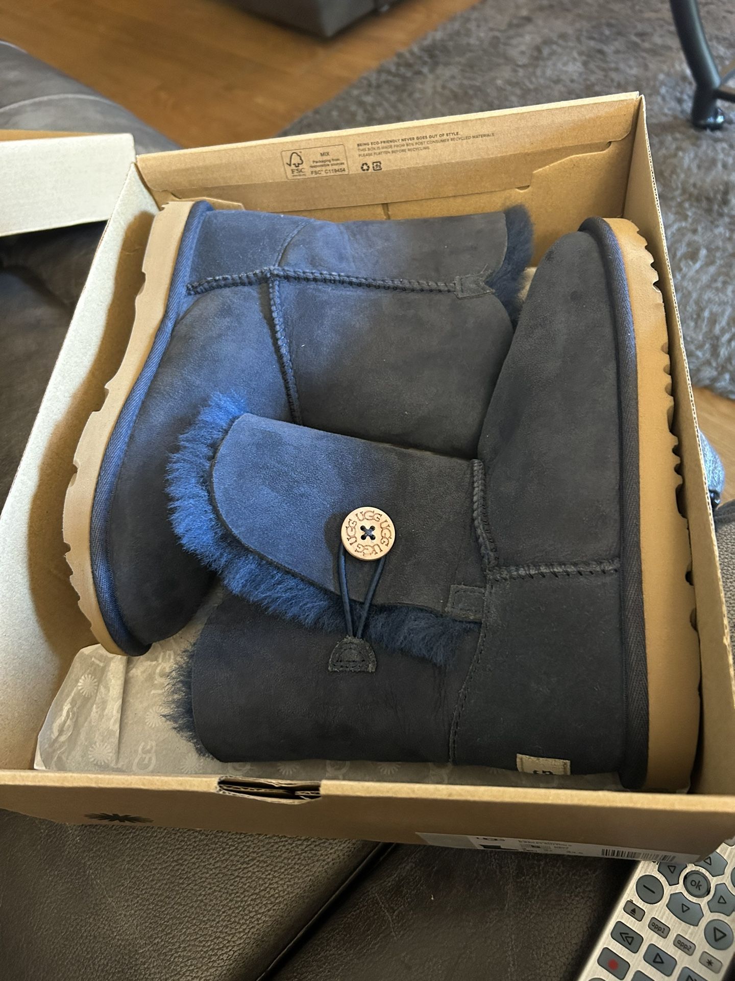 Uggs Navy Blue 