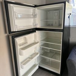 Frigidaire Fridge