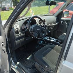 2004 Jeep Liberty
