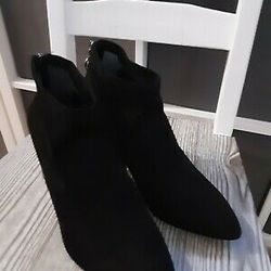 Franco Sarto Kortney Block Heel Ankle suede Boot Size 10 Black