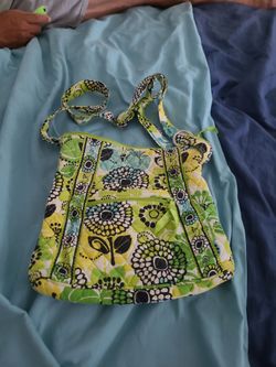 Vera Bradley crossbody lime up pattern