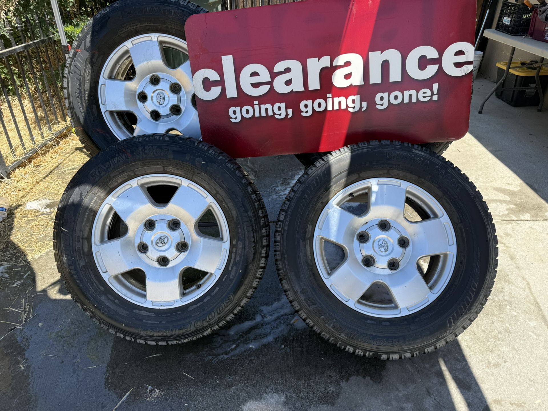 Used tires and rims