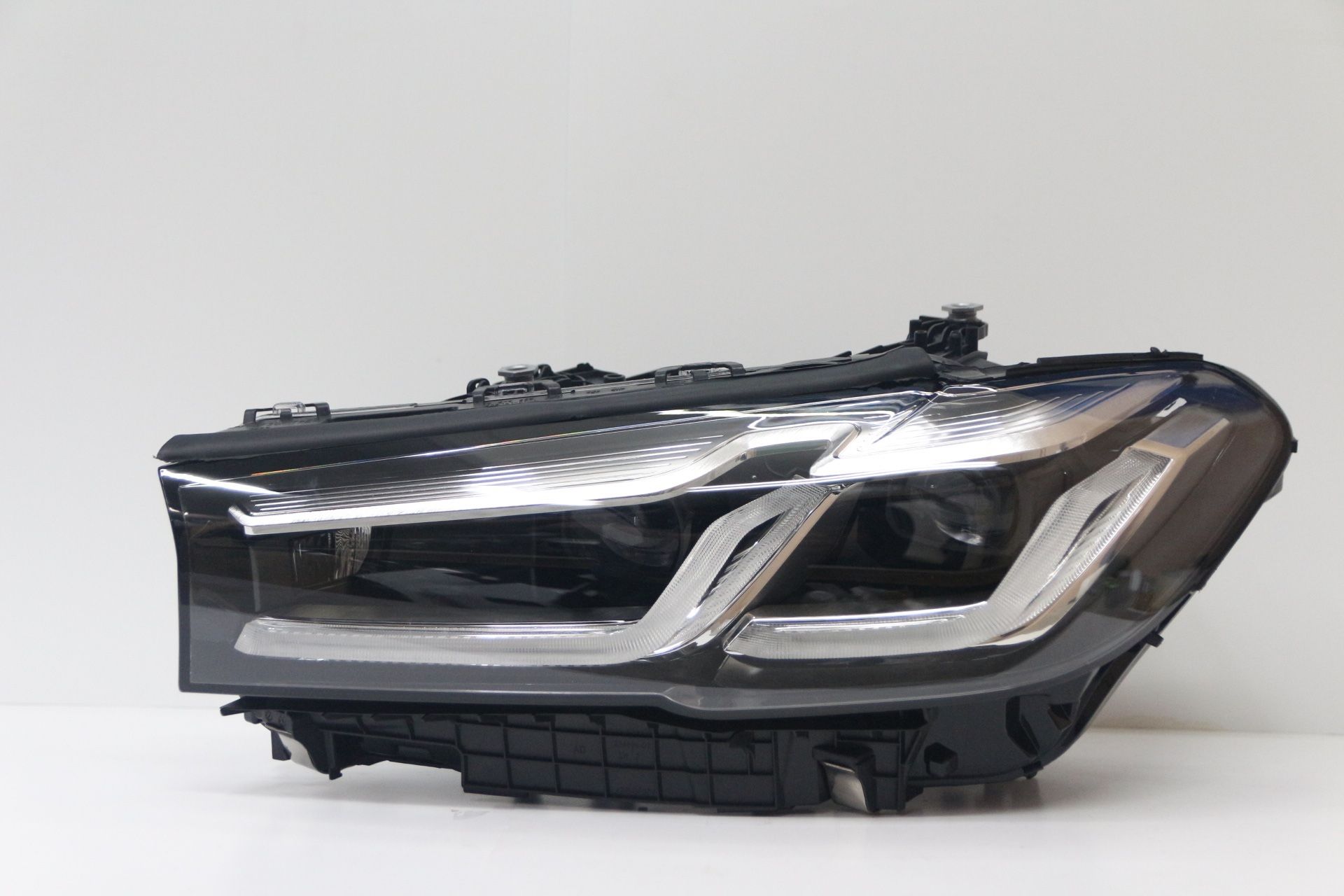 2021-2023 BMW 5 SERIES G30 530I 550I Left Driver Headlight OEM Perfect SILVER