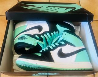 Jordan 1 High - Green glow size 9.5 M
