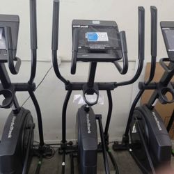 FULLERTON - Nordictrack Airglide 14i Elliptical- 500$