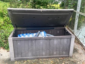 Large Outdoor Plastic Deck Storage Box