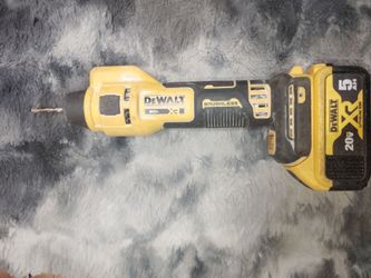 DeWalt 20V XR Brushless Drywall Cutout Tool