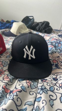Supreme Yankees Hat 7 1/4