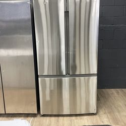 Insignia Refrigerator $ $ FFUG