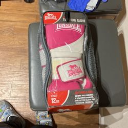 Lonsdale 12oz Boxing Gloves 