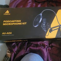 Professional Podcasting Microphone Kit