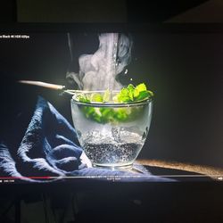 ASUS ROG XG27UQ 27” 4K 144Hz Gaming Monitor – Excellent Condition, G-SYNC, HDR