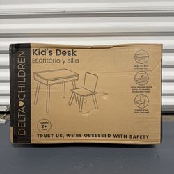 Delta Children Ollie Lift-Top Desk and Chair for Toddlers