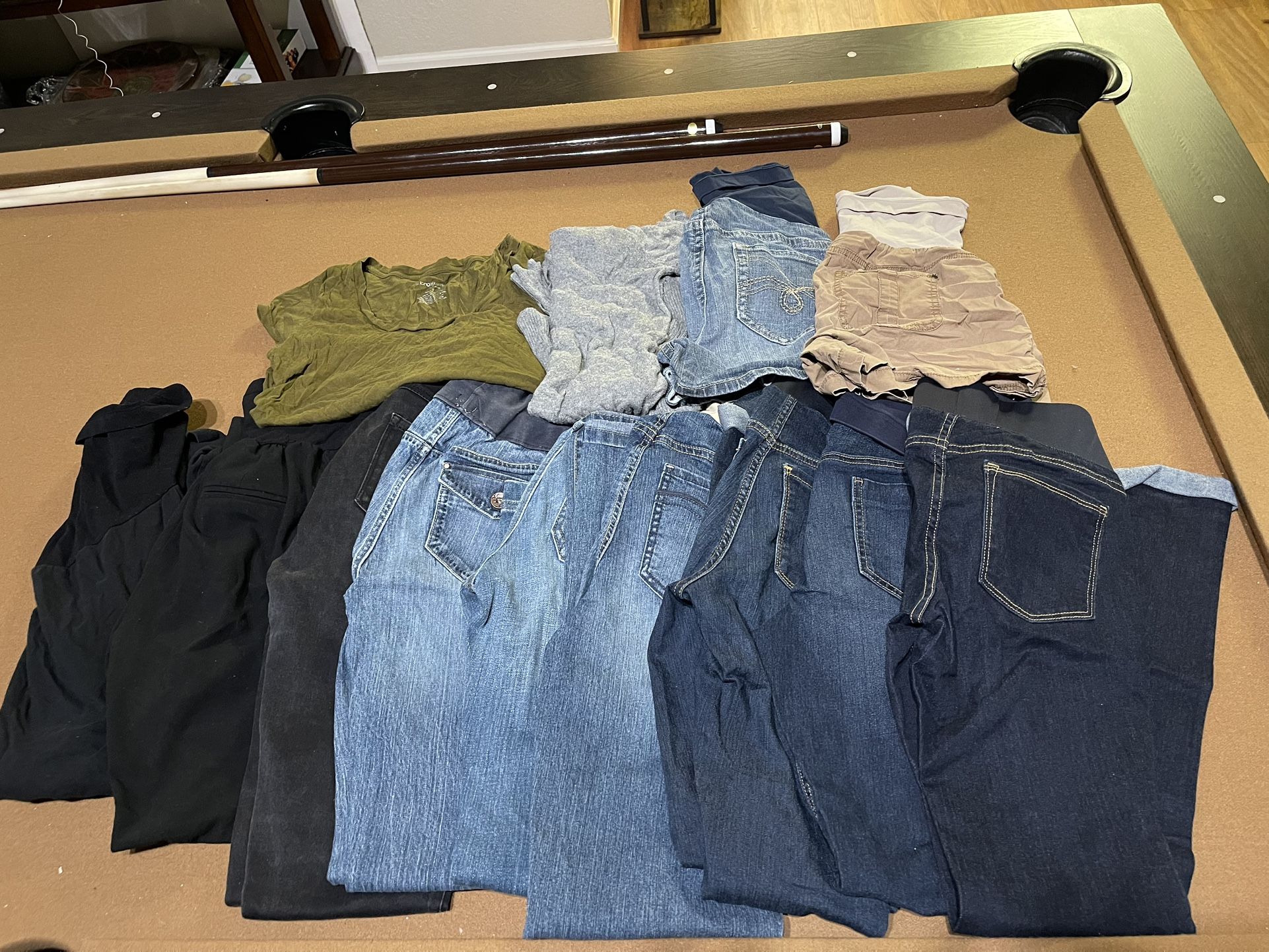 13 Pieces Size Small Maternity bundle