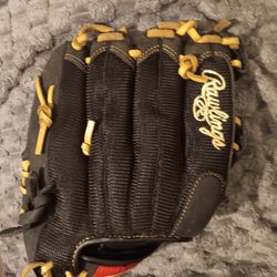 Baseball Mitt