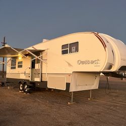 2008 Outback Fifth Wheel
