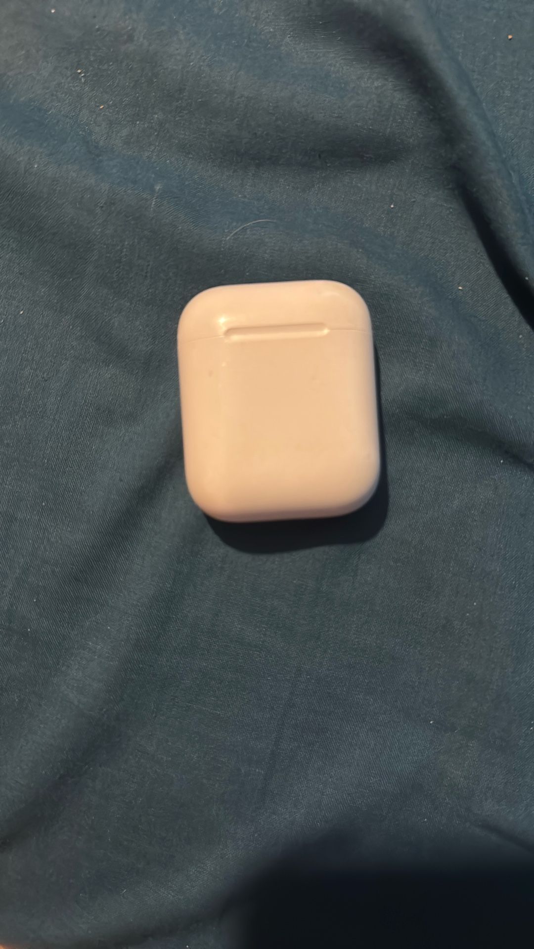Apple AirPods 2nd Generation