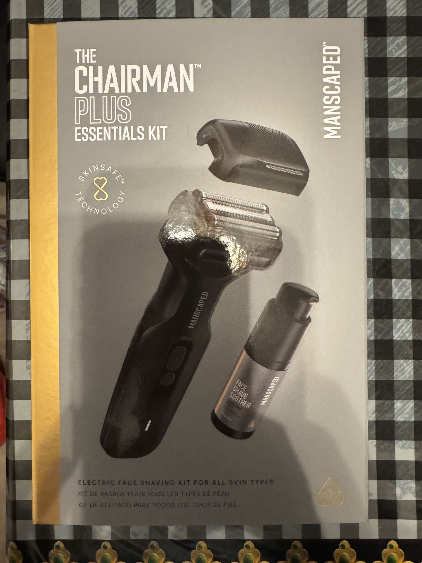 Manscape ( The Chairman Plus Essential Kit)