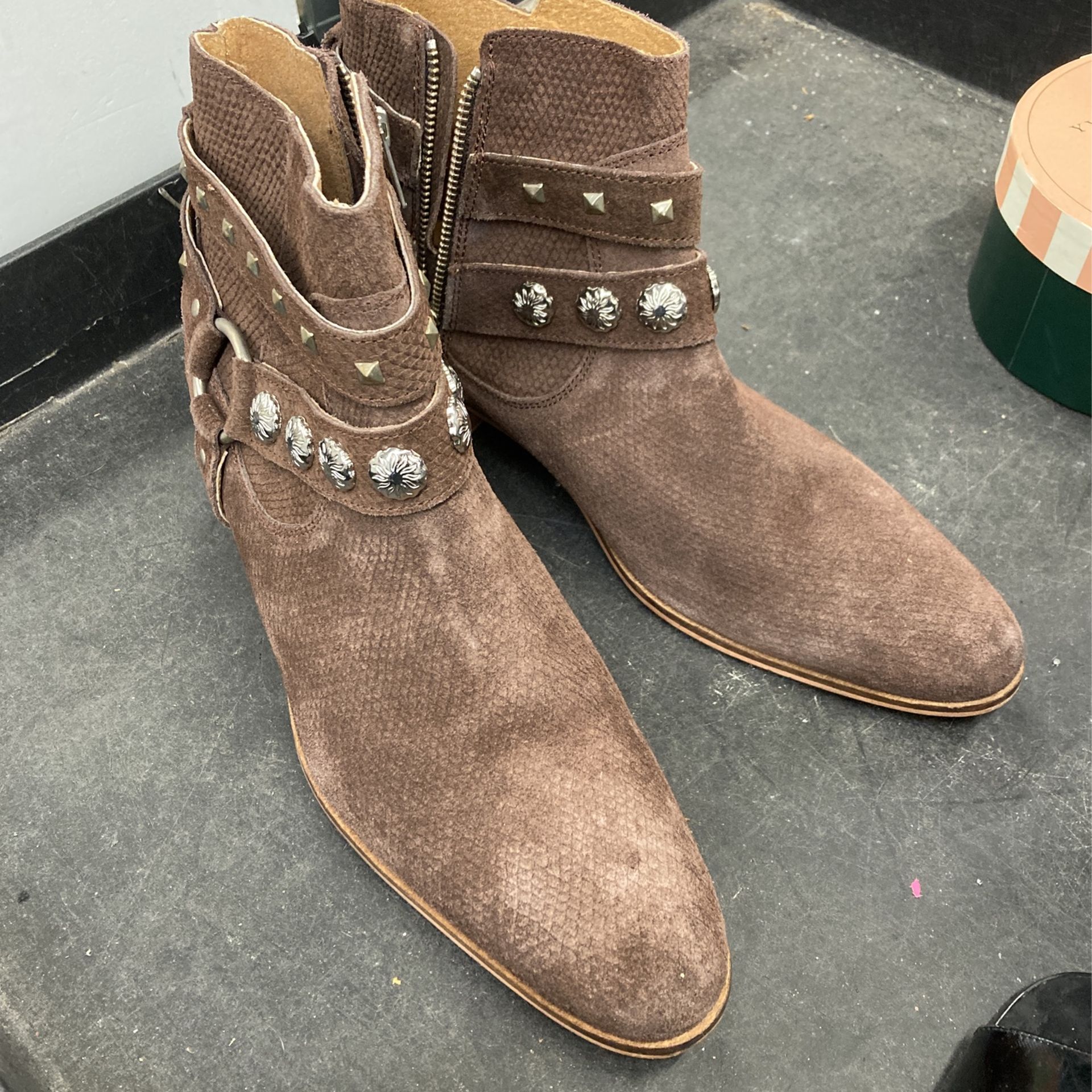 House Of Hounds Size 11 Mens shoes Goodwill Santa Monica #43