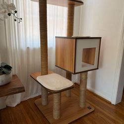 CAT TREE