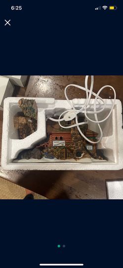 Department 56 Handpainted Porcelain New England Village Series Smokehouse