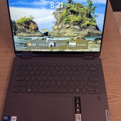 YOGA LENOVO INTEL ULTRA 5 