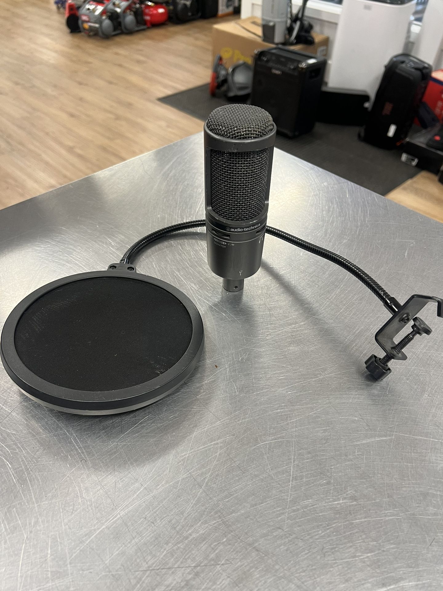 Audio Technica Microphone 201032