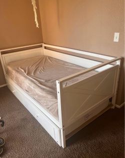 Twin bed with trundle