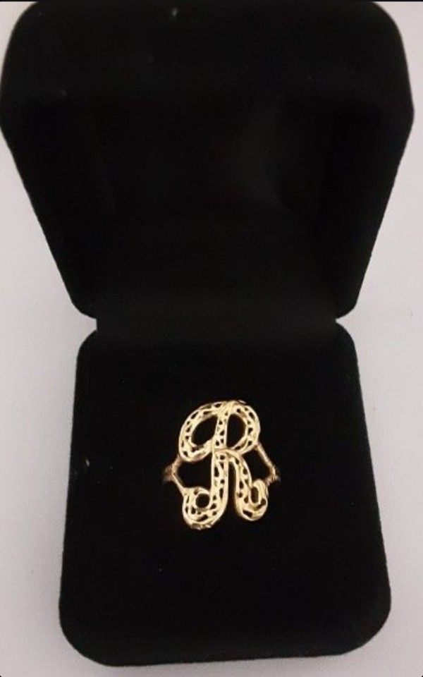 14K SOLID GOLD "R" INITIAL RING