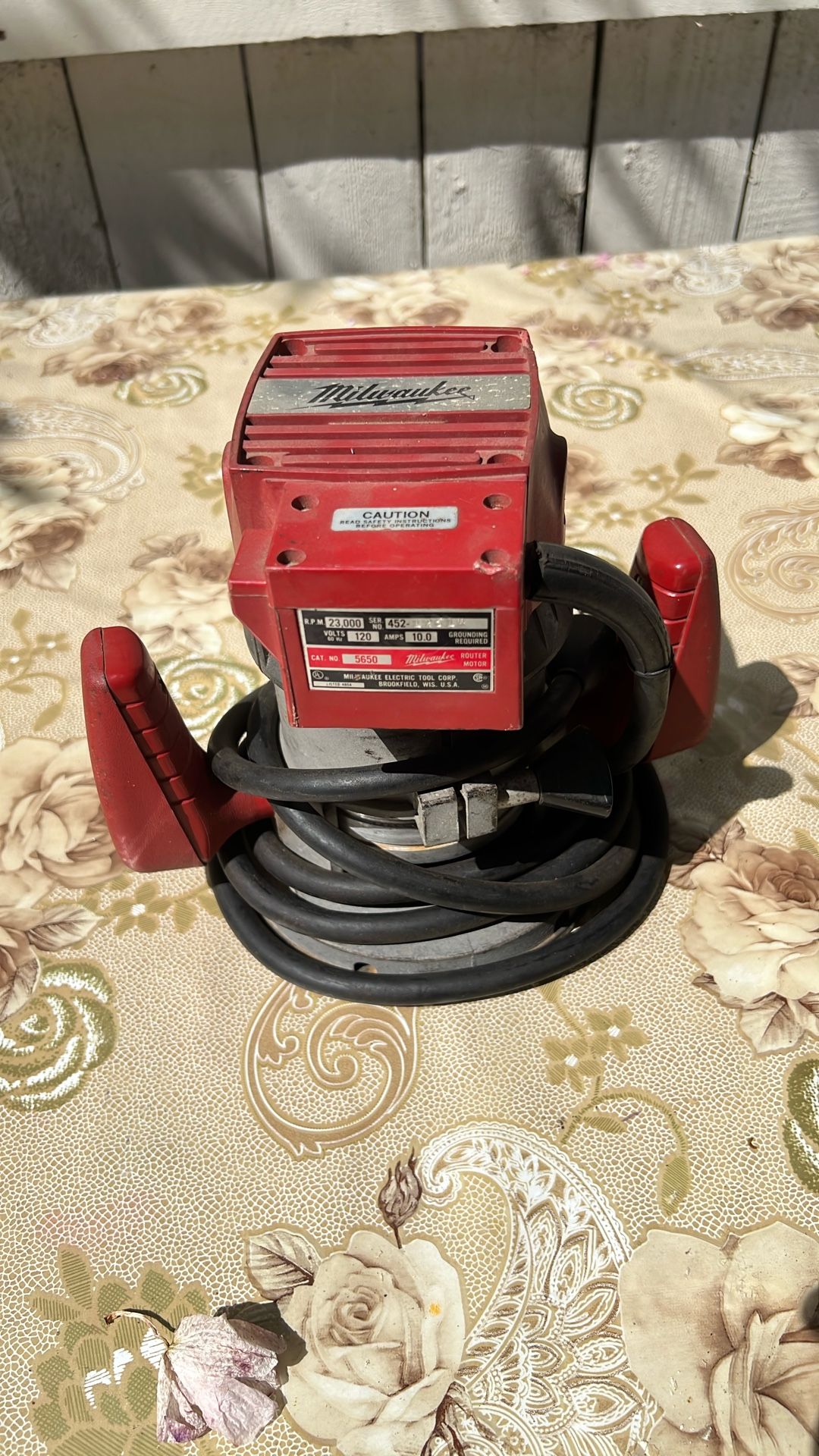 Milwaukee Router