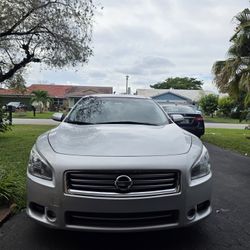 2014 Nissan Maxima