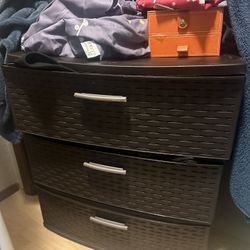 3 unit storage 