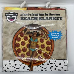 Pizza Beach Blanket 