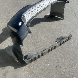 2005 Nissan PathfinderRear  Bumper Cover