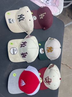 Caps
