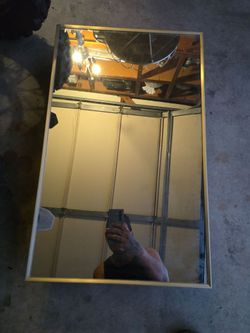Bathroom mirror cabinet