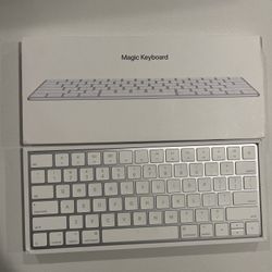 Magic Keyboard 