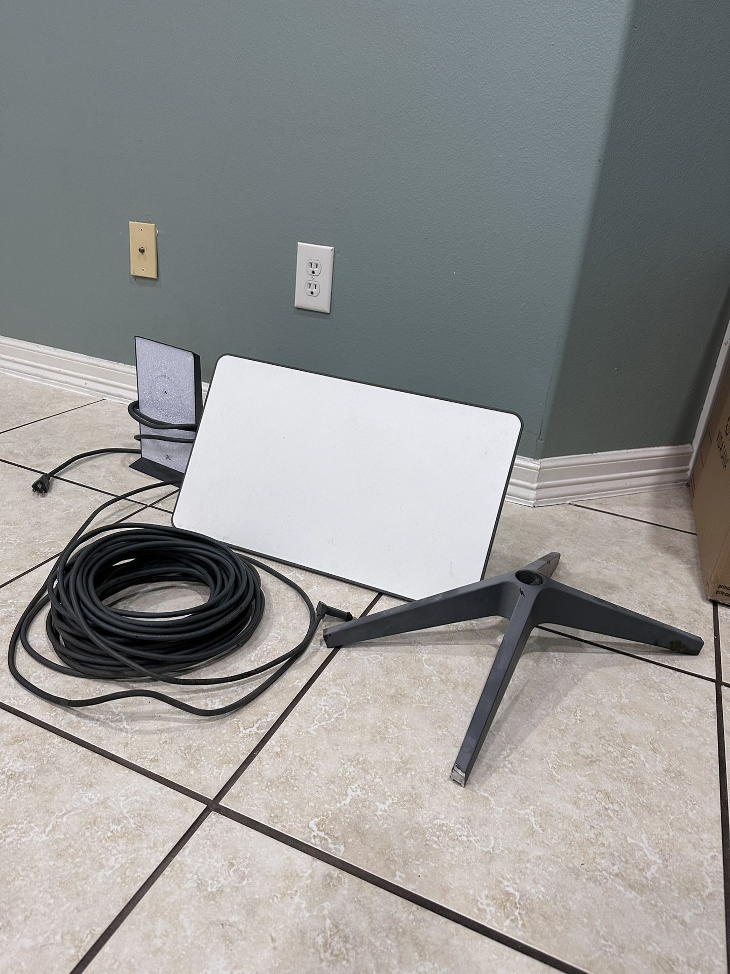 Complete Starlink Antenna & Router