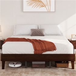 Full Bed Frame Natural Solid Wood Platform Bed with Wooden Slats Support 