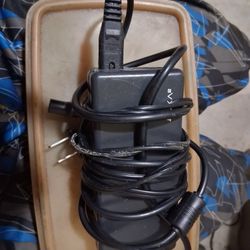 Universal Laptop Power Supply 