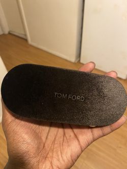 TOM FORD MEDIUM BROWN SUEDE HARD SUNGLASS CASE & CLEANING CLOTH