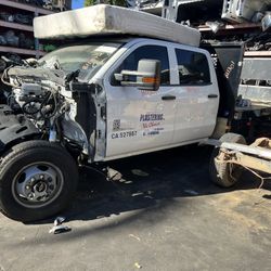 2018 Chevy 3500 Dually Flat Bed For Parts Crew Cab