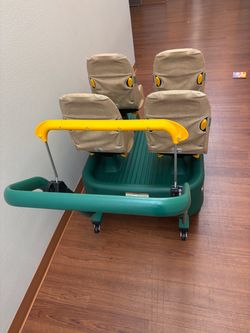 4-Seat Childcare Stroller Wagon on Wheels