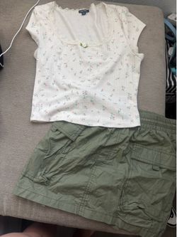 Outfit size medium