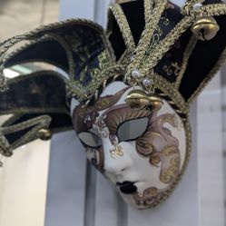 Authentic Venetian Jester Mask – Hand Painted – Made in Italy – Wall Decor