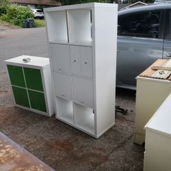 FREE - Ikea 2 x 4 Cube Shelf