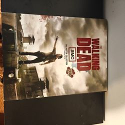 The Walking Dead Poster Collection — 40 Removable Posters