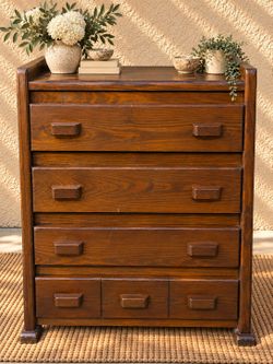 Real Wood 4- Drawer Dresser