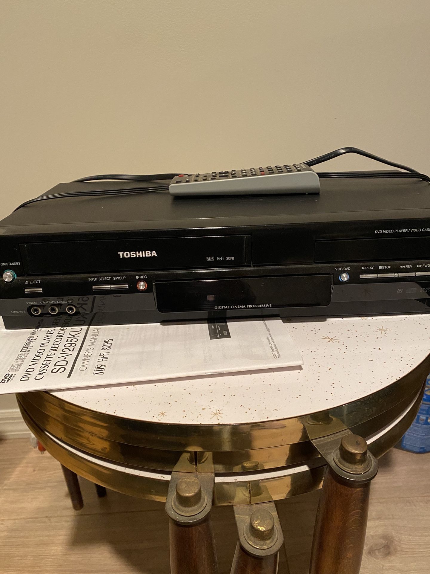 VHS and DVD Player 
