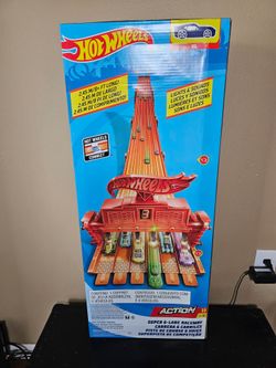 Hot Wheels super 6 lane Raceway New